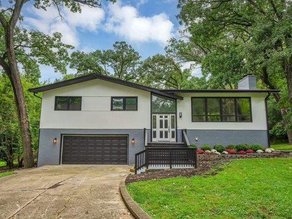 1001 OAK Lane , Algonquin, IL 60102