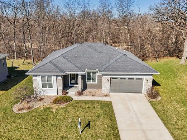 1158 Gracing Oaks Lane, Sun Prairie, WI 53590