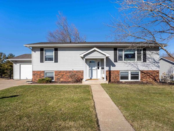 322 Apache Court, GALENA, IL 61036