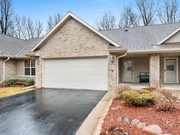 2455 REMINGTON ROAD, Green Bay, WI 54302