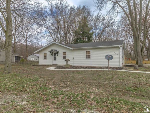 5218 Consear Road, Ottawa Lake, MI 49267