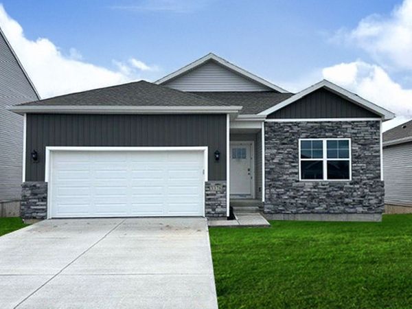 3457 Craven Drive , Coralville, IA 52241