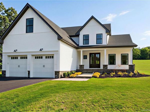 11 Rustic Drive, Rock Tavern, NY 12575