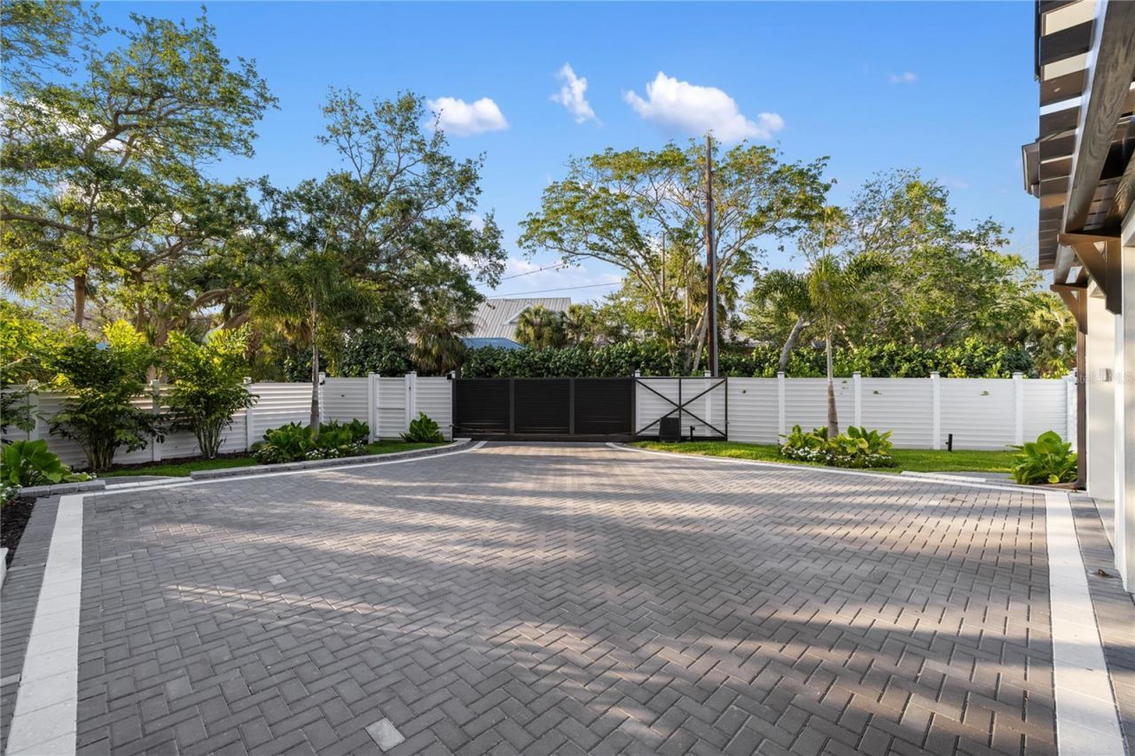 4634 Higel Avenue, Sarasota, FL 34242 Photo