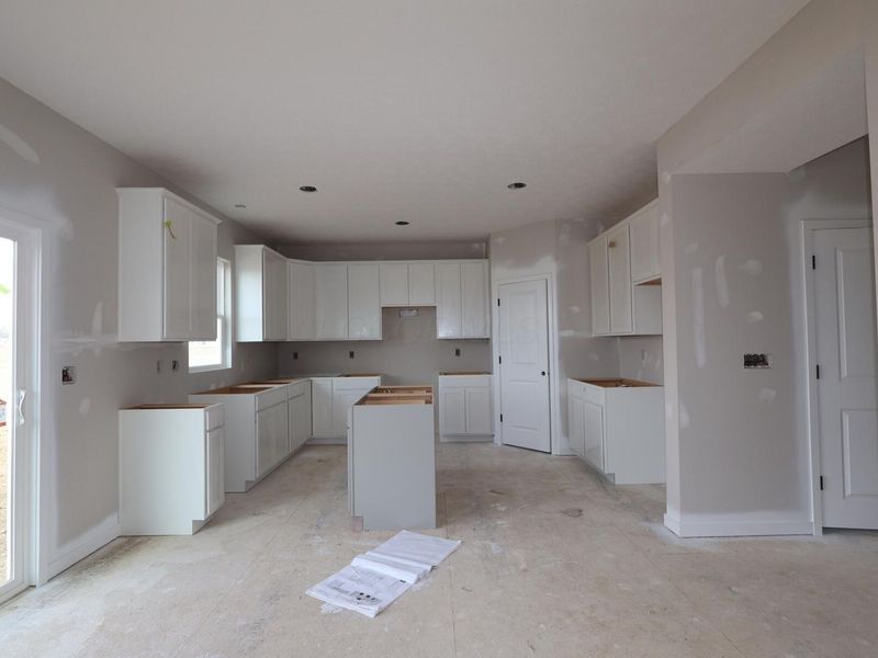 8144 Griffin Drive, Reynoldsburg, OH 43068 Photo 3