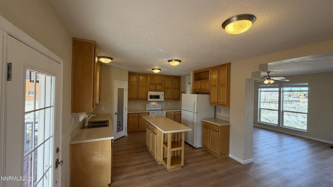 2335 Jacobsen Lane, Gardnerville, NV 89410 Photo