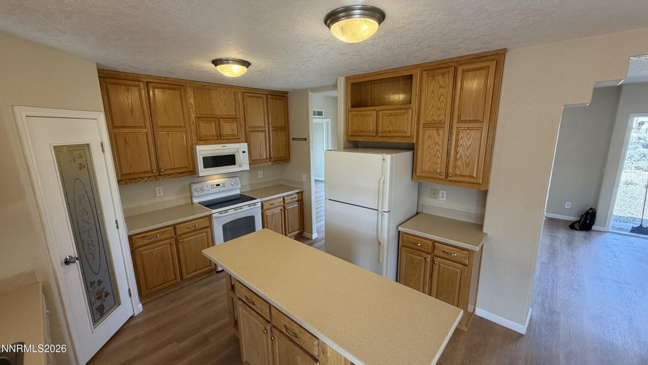 2335 Jacobsen Lane, Gardnerville, NV 89410 Photo