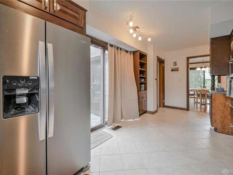 735 Tanglewood Drive, Springfield, OH 45504 Photo 28