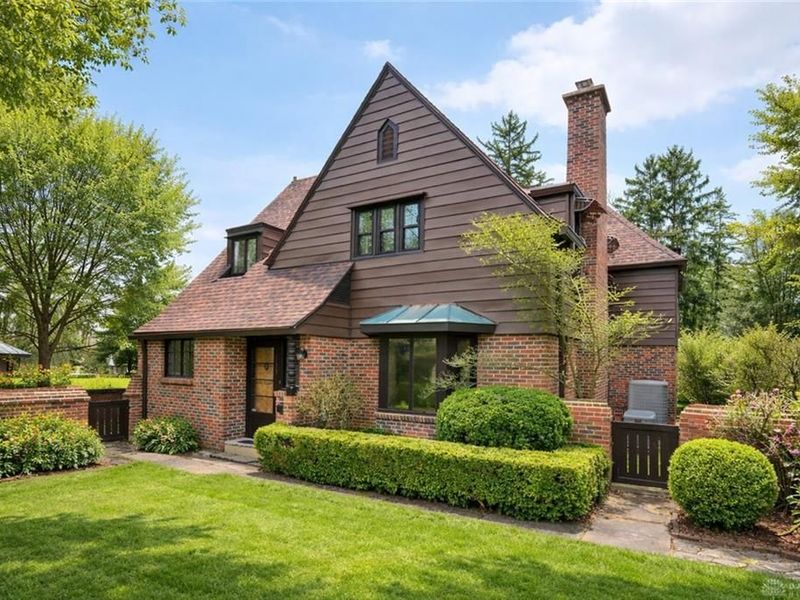 735 Tanglewood Drive, Springfield, OH 45504 Photo 9