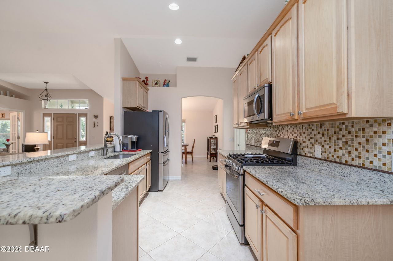 633 Art Center Avenue, New Smyrna Beach, FL 32168 Photo