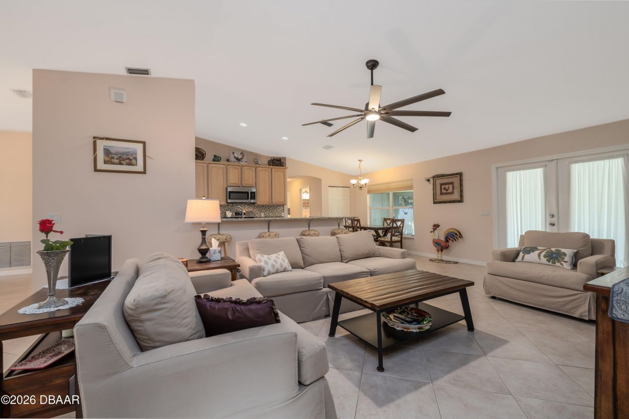 633 Art Center Avenue, New Smyrna Beach, FL 32168 Photo