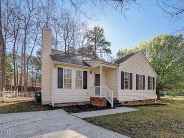 325 Wolfbridge Road, Holly Springs, NC 27540