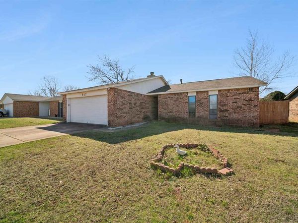 917 E Krayler Avenue, Stillwater, OK 74075