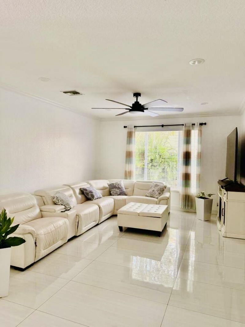 400 SW 15th Drive, Boca Raton, FL 33432 Photo