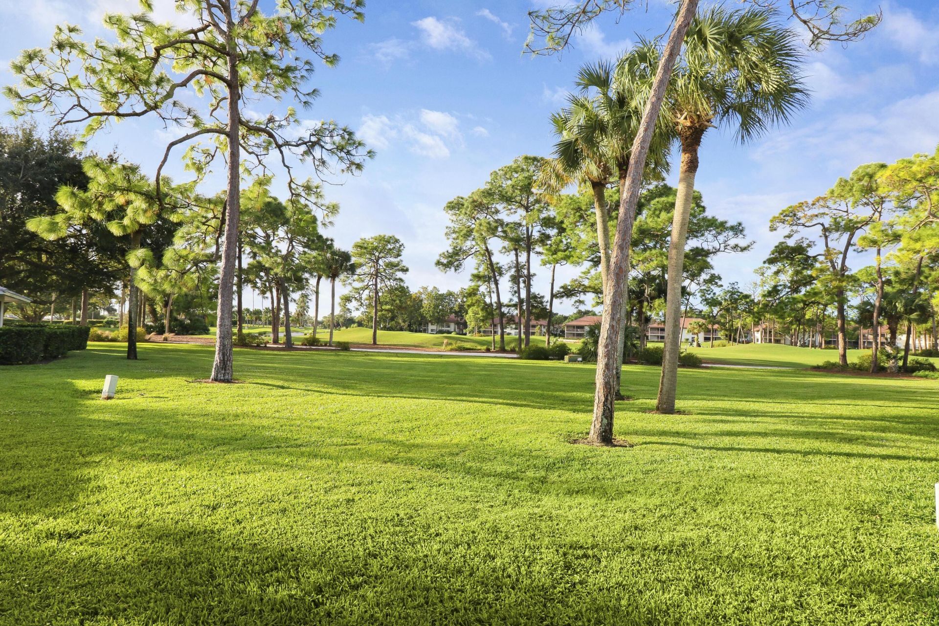 523 Club Drive, Palm Beach Gardens, FL 33418 Photo