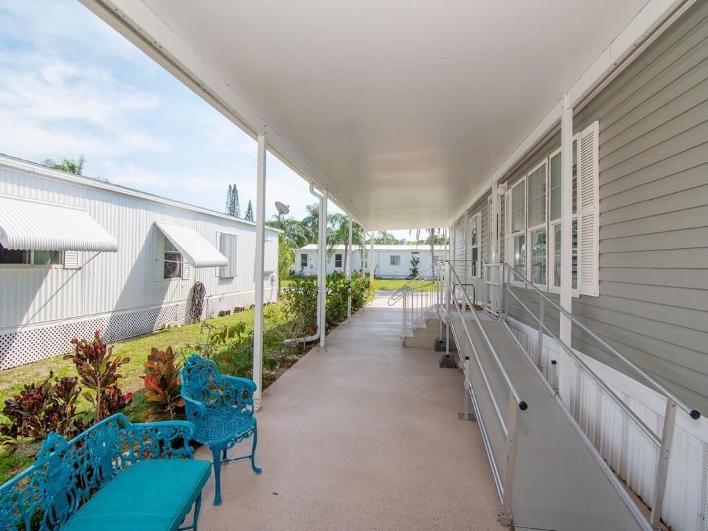 43 W Caribbean, Port Saint Lucie, FL 34952 Photo