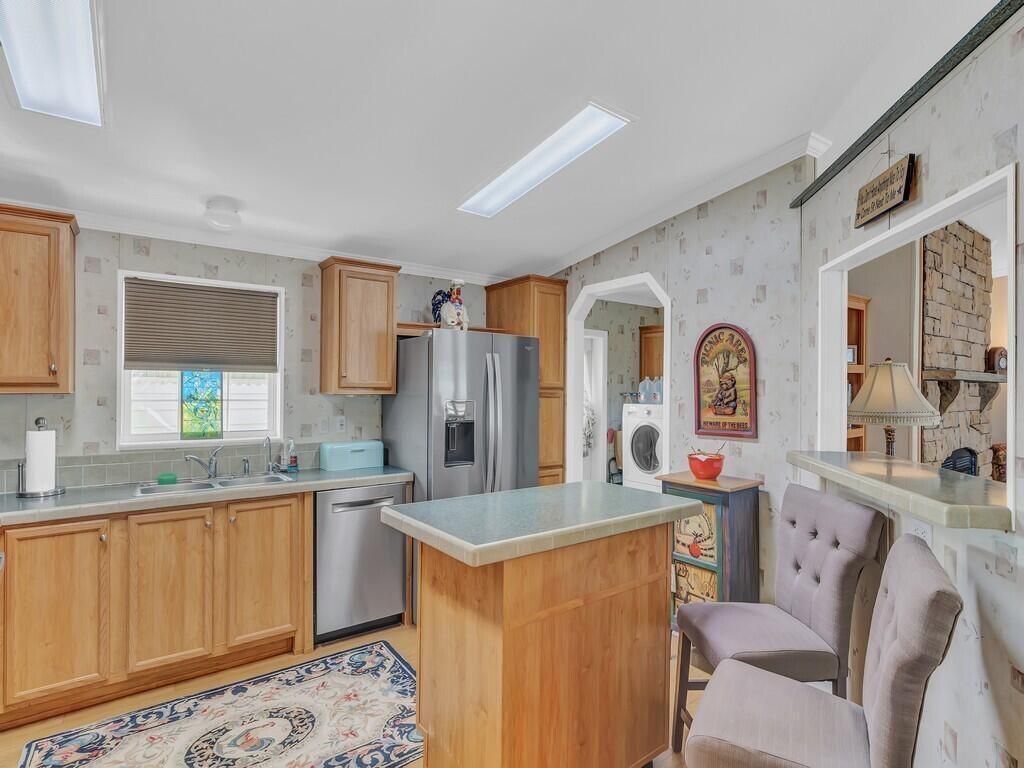 43 W Caribbean, Port Saint Lucie, FL 34952 Photo