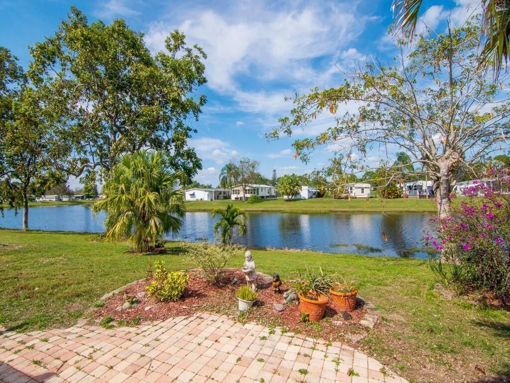 43 W Caribbean, Port Saint Lucie, FL 34952 Photo