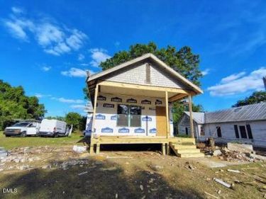 211 Fairview Avenue SW, Wilson, NC 27893