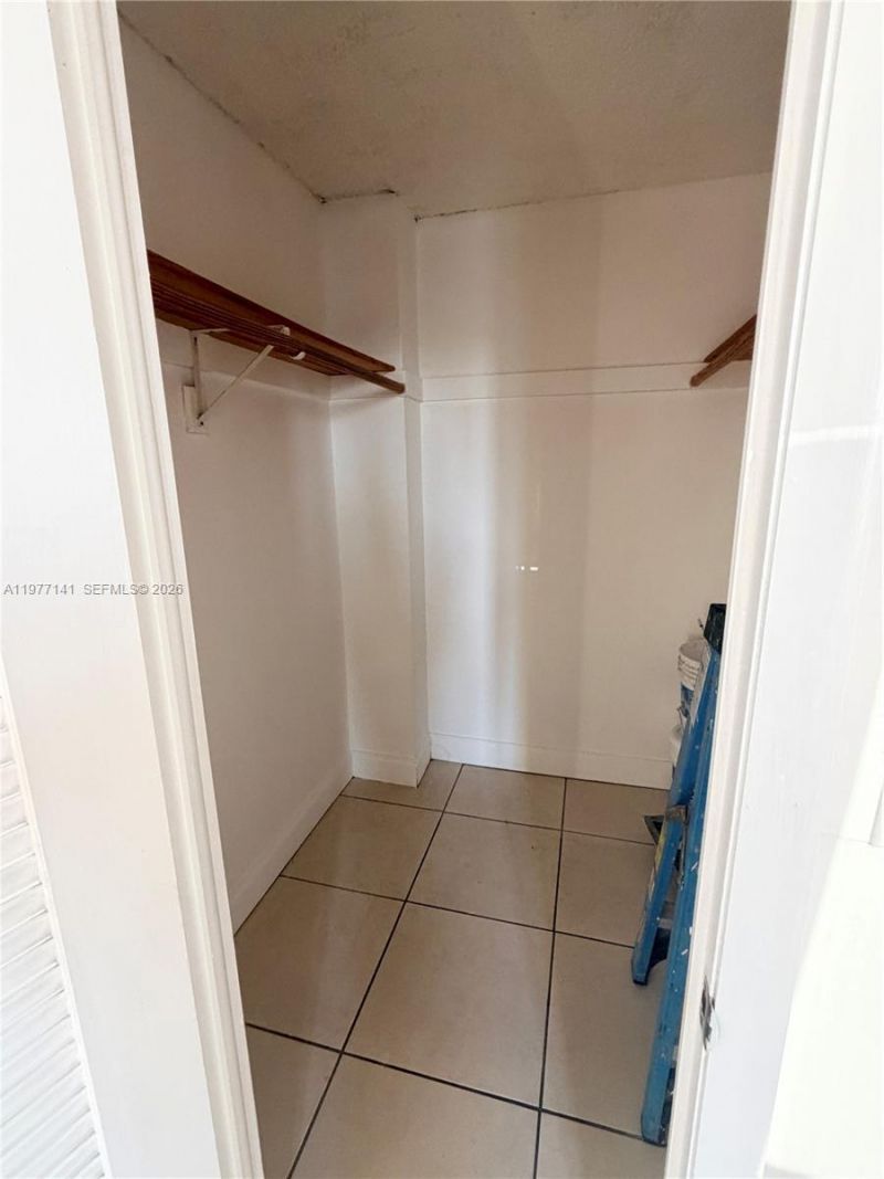 899 West Ave, Unit 8F, Miami Beach, FL 33139 Photo