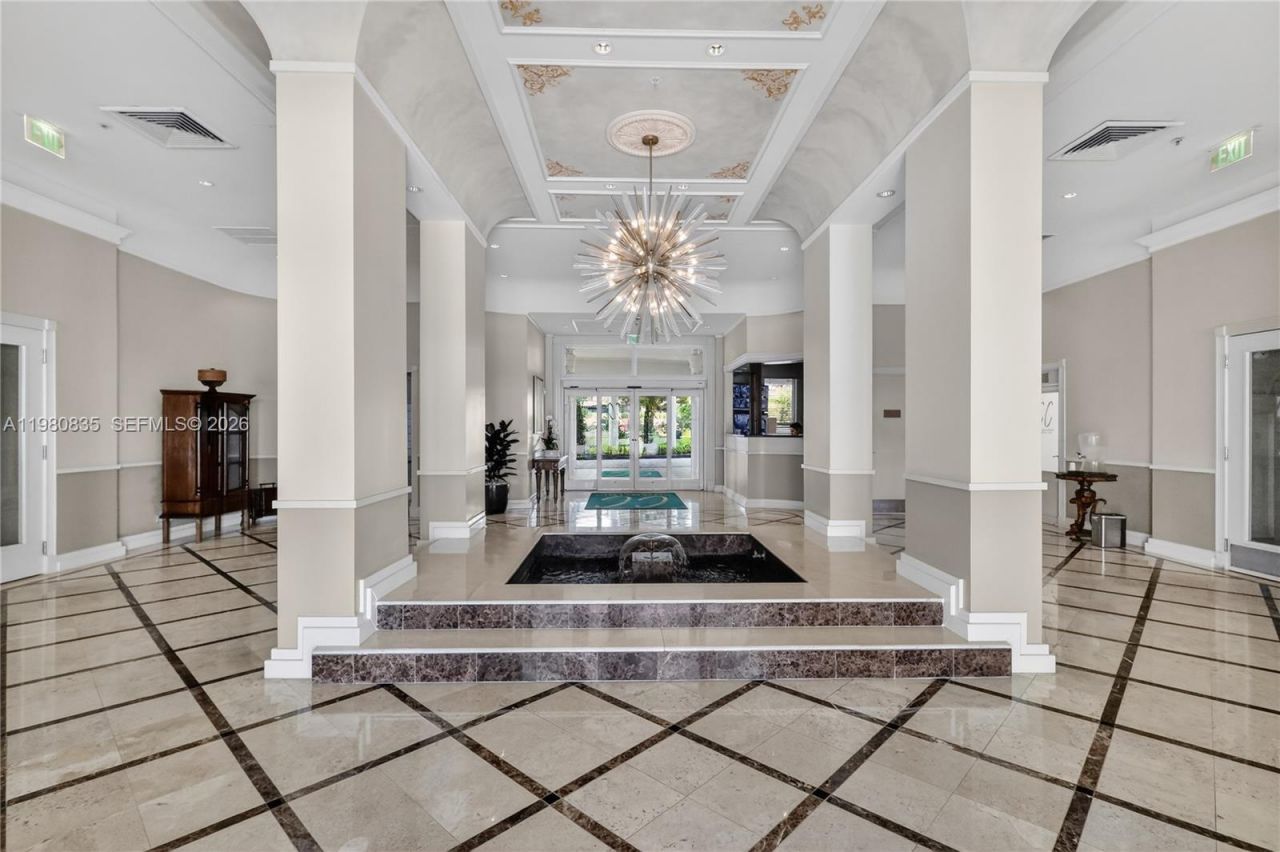 701 Brickell Key Blvd, Unit LPH-06, Miami, FL 33131 Photo