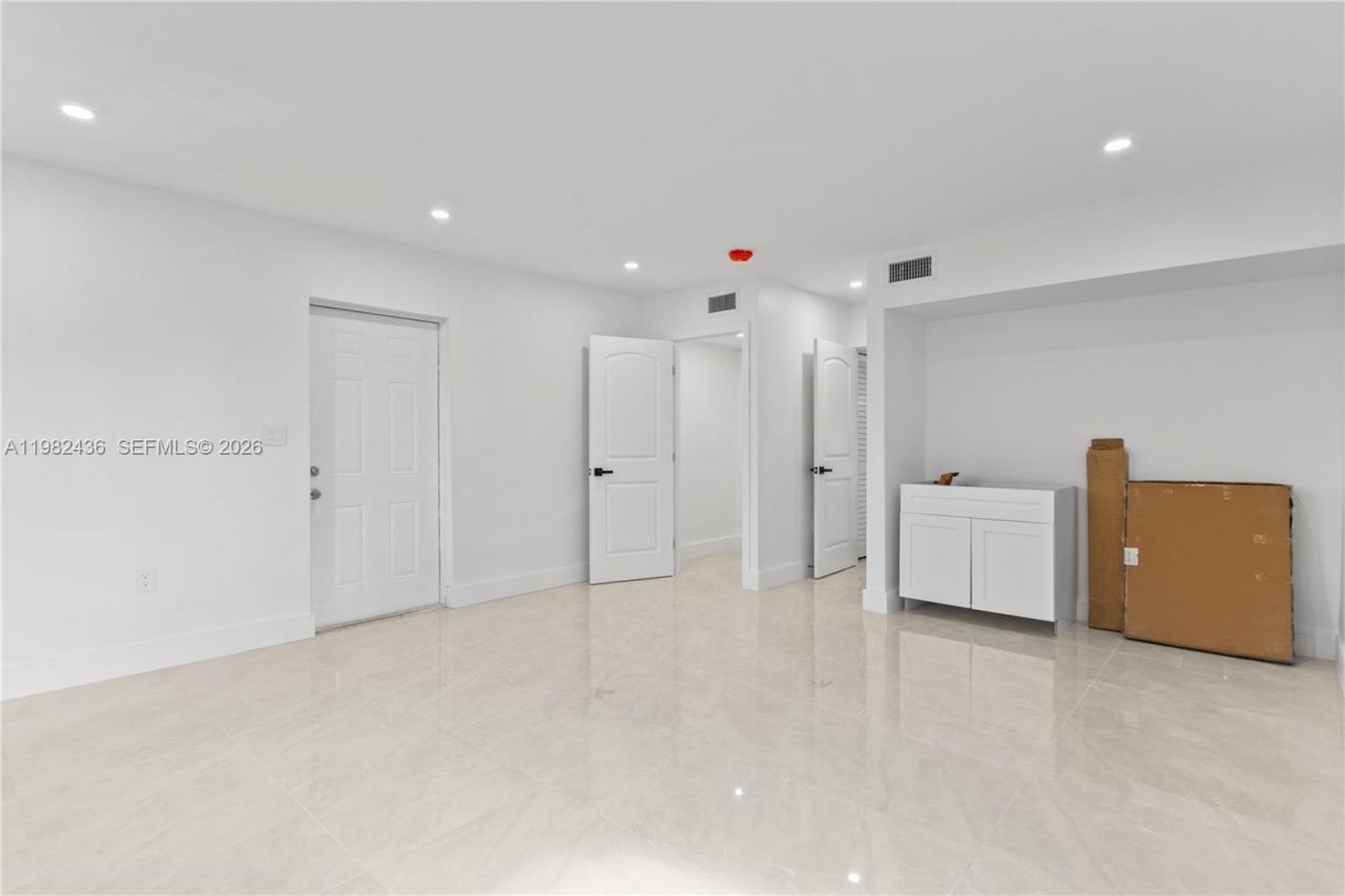 15920 NW 17th Ct, Miami Gardens, FL 33054 Photo