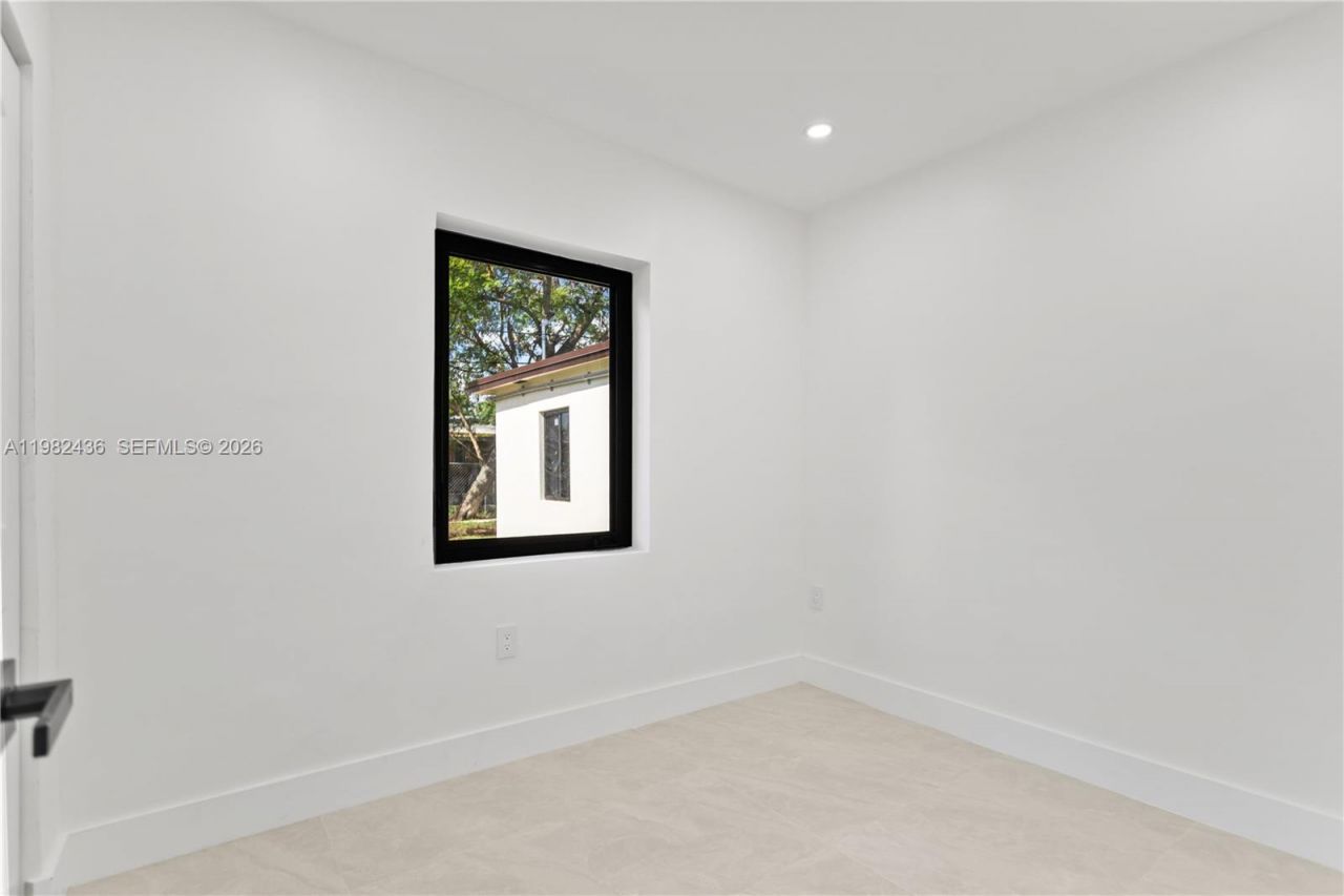 15920 NW 17th Ct, Miami Gardens, FL 33054 Photo