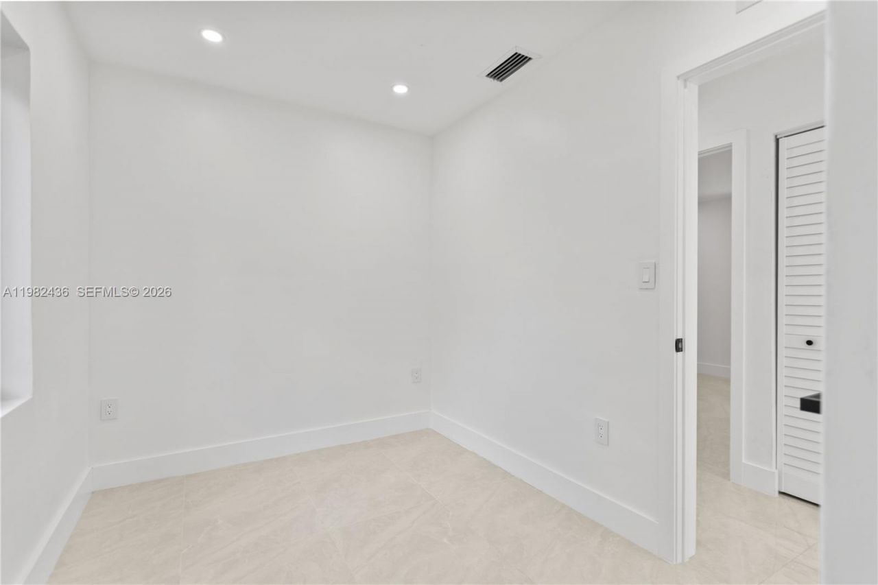 15920 NW 17th Ct, Miami Gardens, FL 33054 Photo