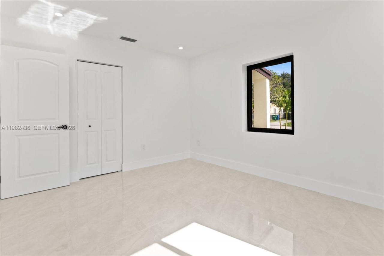 15920 NW 17th Ct, Miami Gardens, FL 33054 Photo