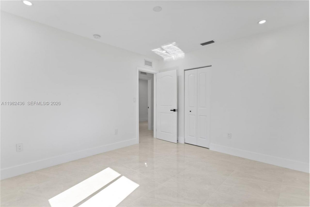 15920 NW 17th Ct, Miami Gardens, FL 33054 Photo