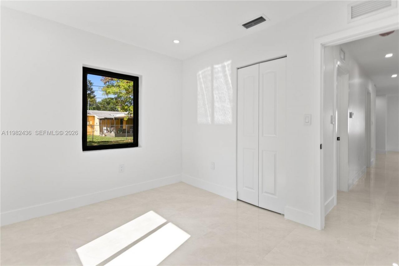 15920 NW 17th Ct, Miami Gardens, FL 33054 Photo