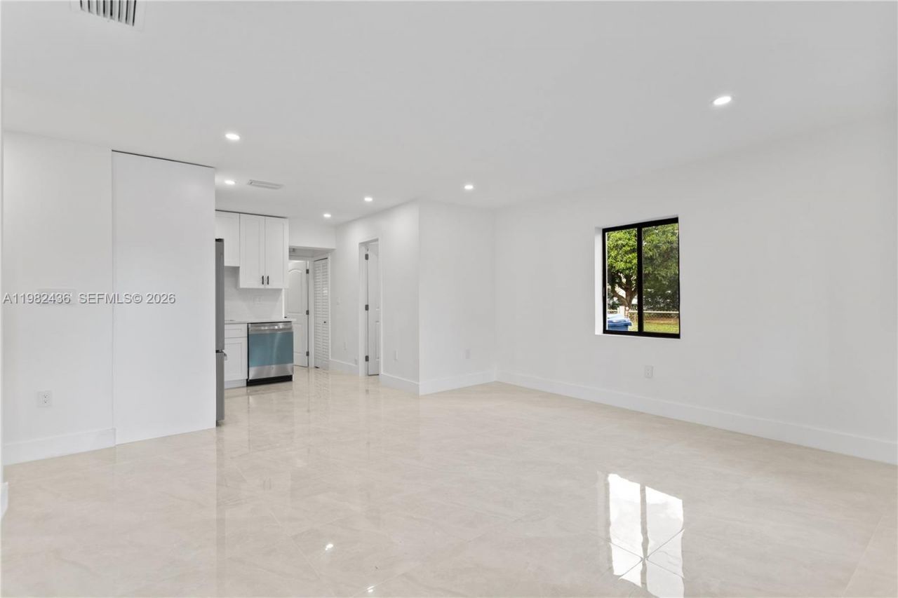 15920 NW 17th Ct, Miami Gardens, FL 33054 Photo