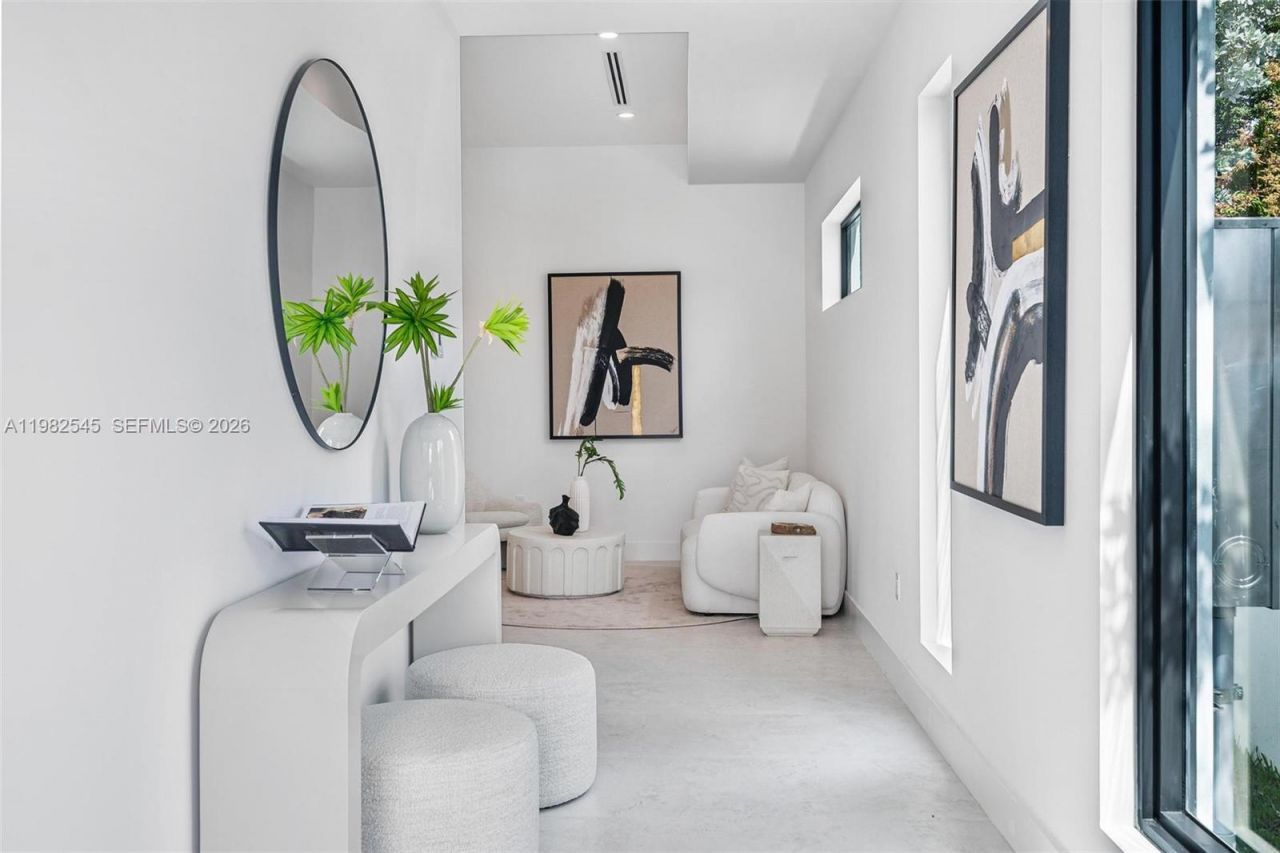 2937 SW 21st St, Unit 1, Miami, FL 33145 Photo