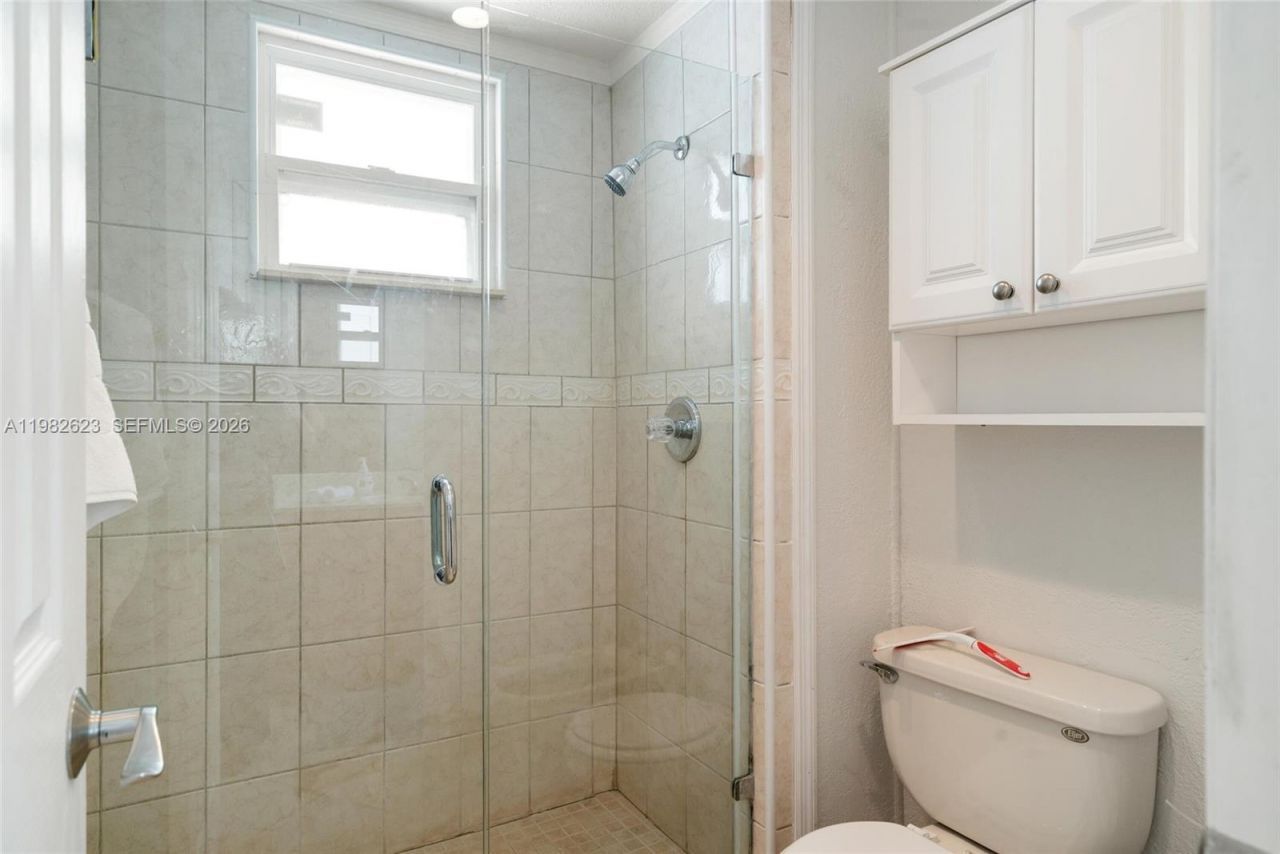 104 Mangrove Ln, Key Largo, FL 33070 Photo