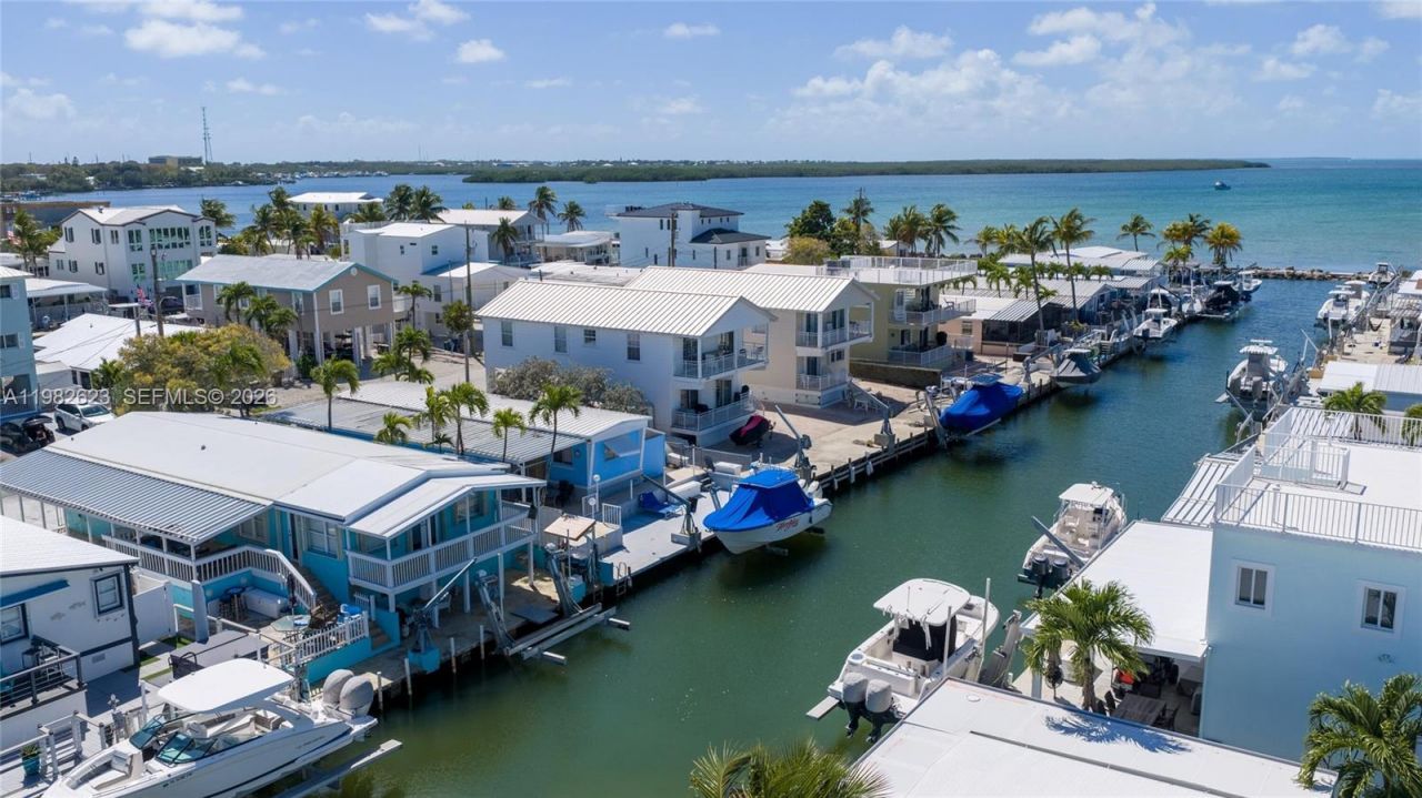 104 Mangrove Ln, Key Largo, FL 33070 Photo