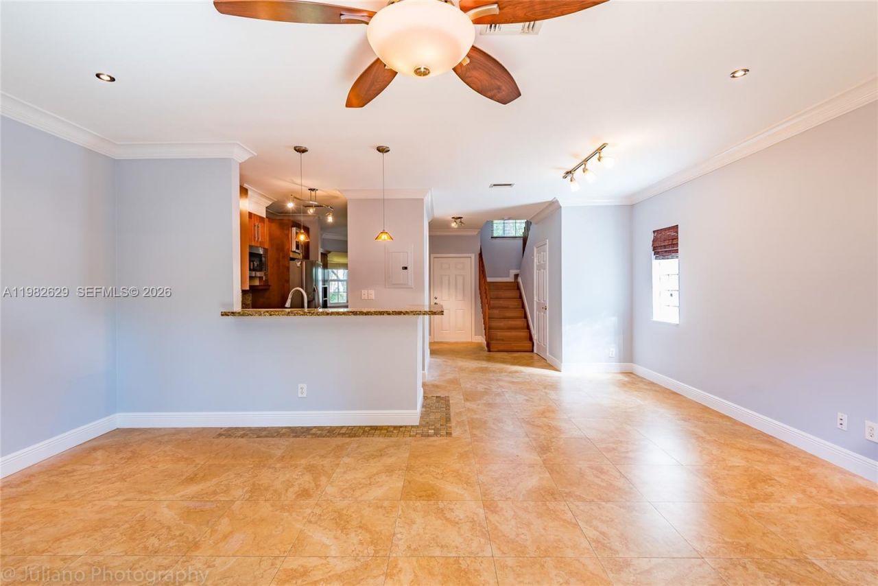 16061 Emerald Cove Rd , Unit 16061, Weston, FL 33331 Photo