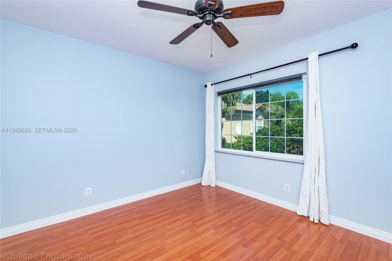 16061 Emerald Cove Rd , Unit 16061, Weston, FL 33331 Photo