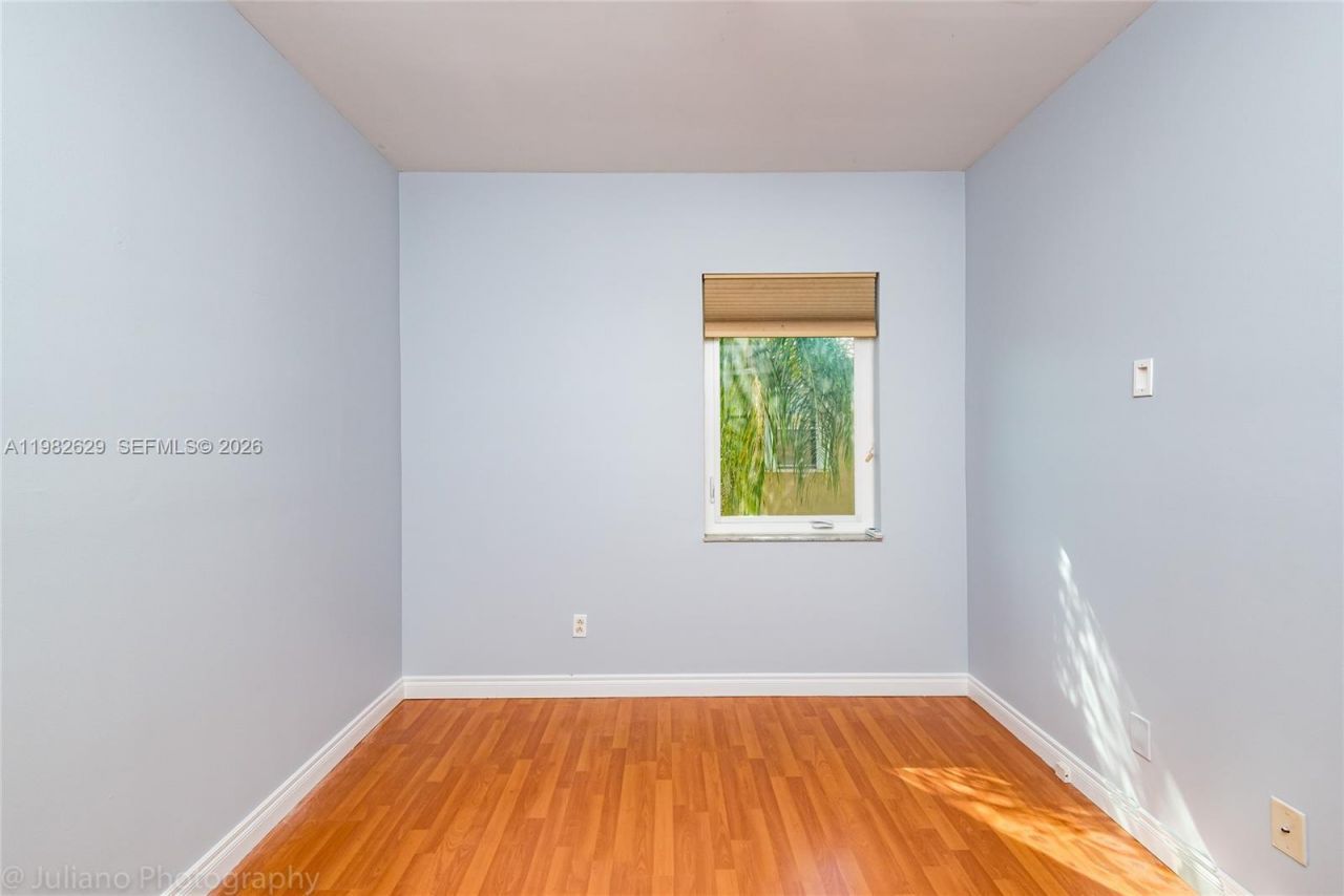 16061 Emerald Cove Rd , Unit 16061, Weston, FL 33331 Photo