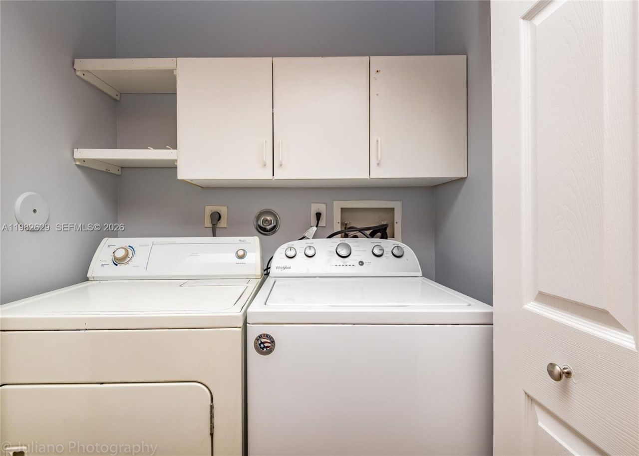 16061 Emerald Cove Rd , Unit 16061, Weston, FL 33331 Photo