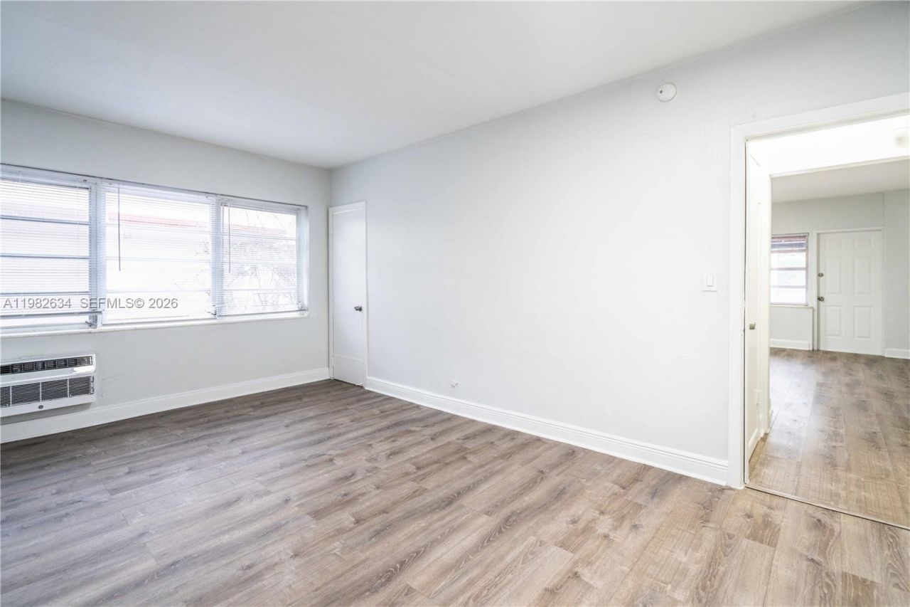 8300 Abbott, Unit 20, Miami Beach, FL 33141 Photo