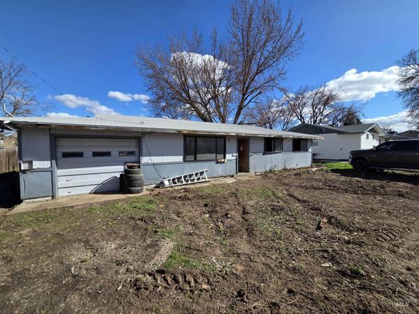 8180 N Pennsylvania Avenue, Fruitland, ID 83661