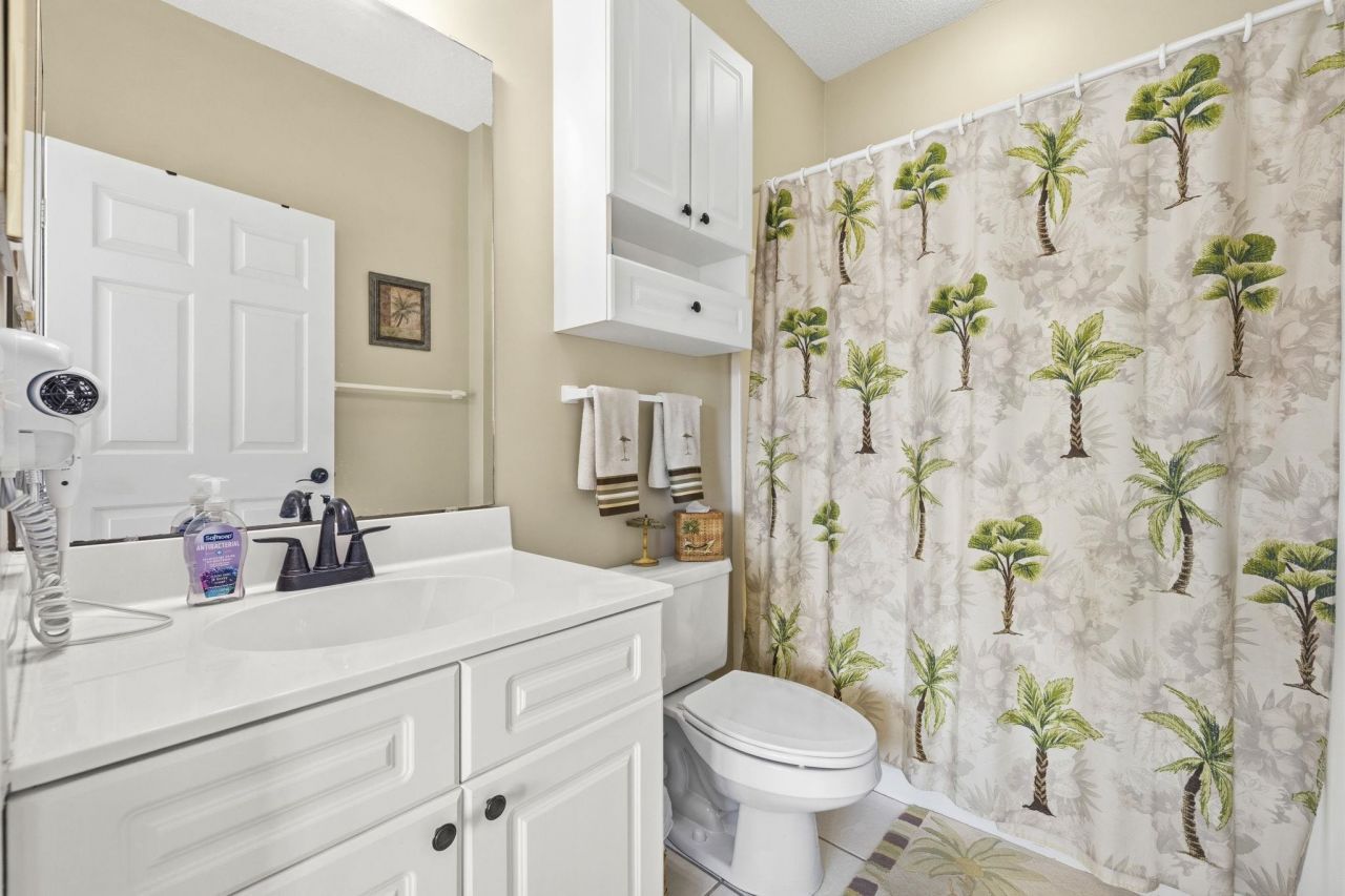 4879 Dahlia Ct. Photo 12