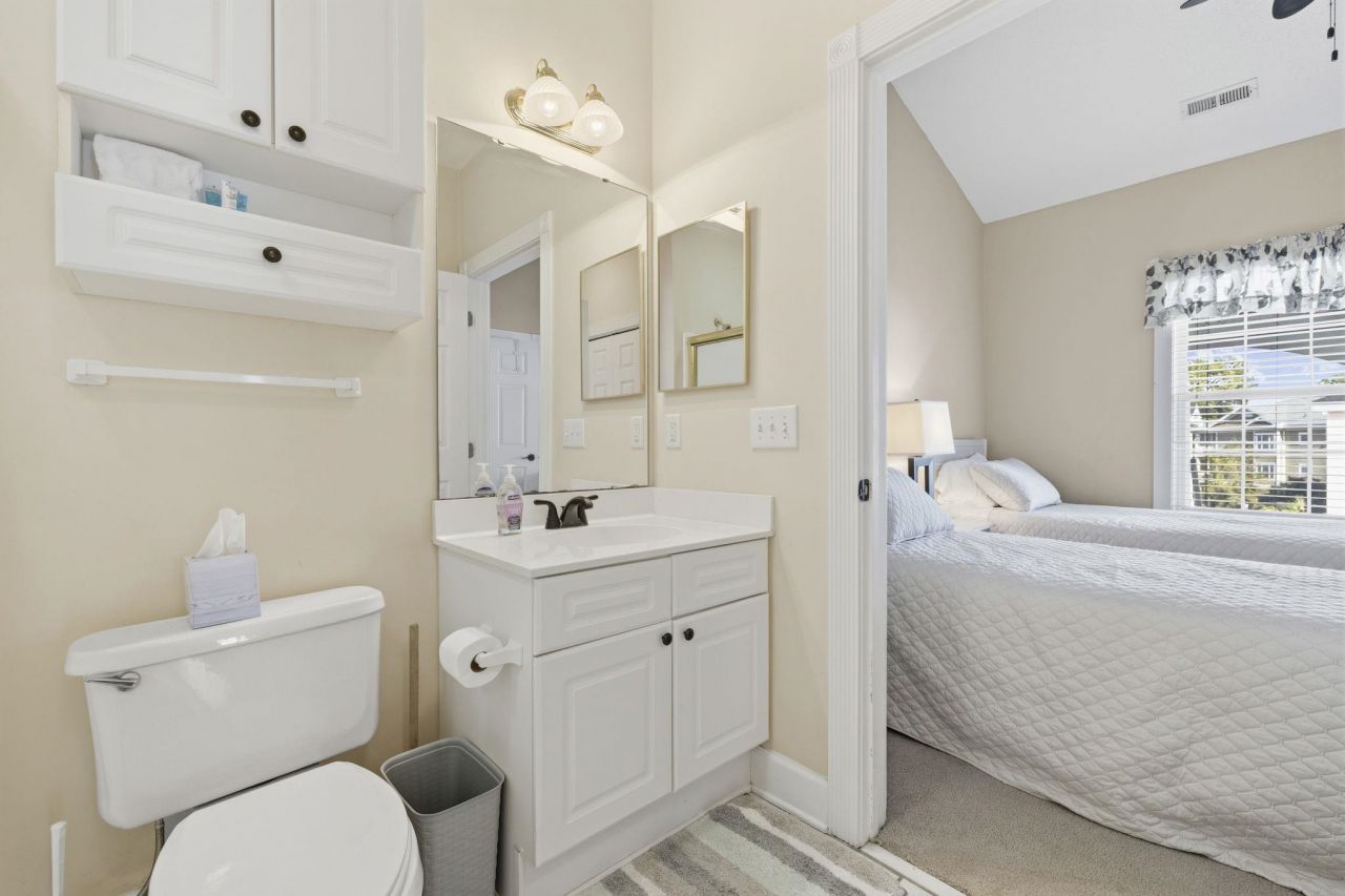 4879 Dahlia Ct. Photo 16