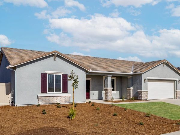 8401 Seth Alexander Way, Bakersfield, CA 93306