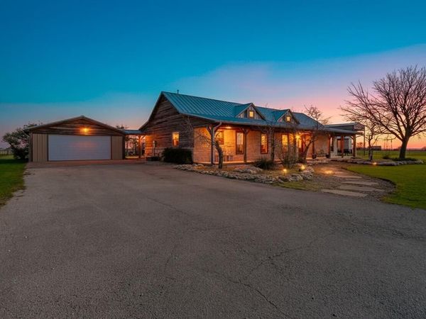 2390 S Branch Road, Krum, TX 76249