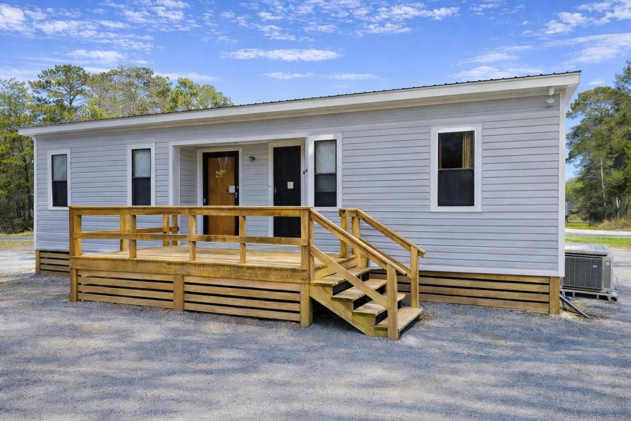 4131 Betsy Kerrison Parkway Photo 7