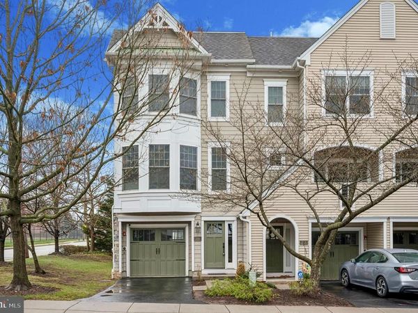 201 COBBLESTONE DRIVE, ARDMORE, PA 19003