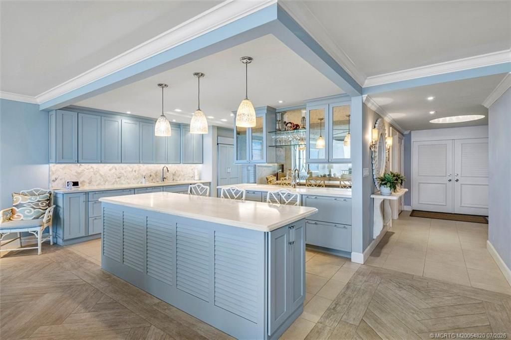 2001 SE Sailfish Point Boulevard, Unit 212, Stuart, FL 34996 Photo