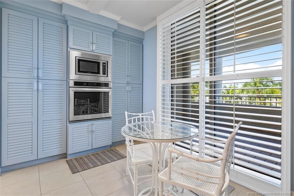2001 SE Sailfish Point Boulevard, Unit 212, Stuart, FL 34996 Photo
