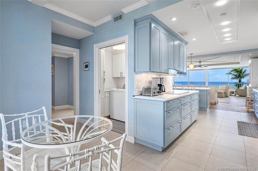 2001 SE Sailfish Point Boulevard, Unit 212, Stuart, FL 34996 Photo